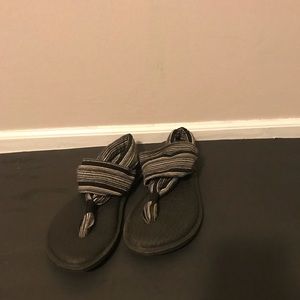 Sanuk sandals